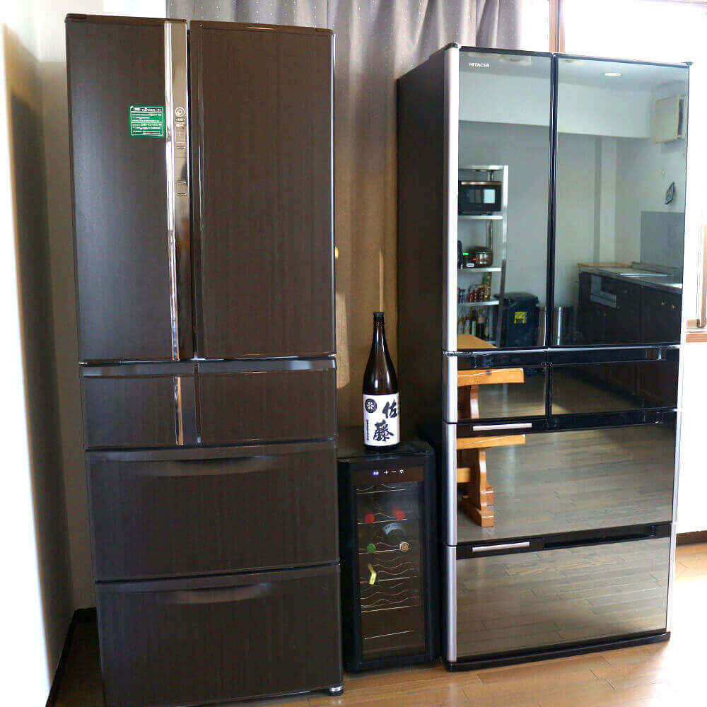 大型冷蔵庫2つ、収納スペース完備！
